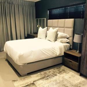 Sandton Luxury Apartments ヨハネスブルグ エクステリア 写真